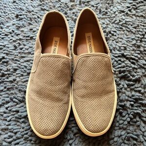 Steve Madden Women’s Gray Slip-On Shoes